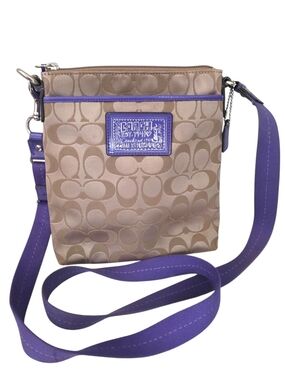 Coach Poppy Signature File Crossbody Bag Khaki Purple Patent Trim Y2K